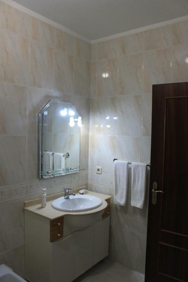 Flamingo Rose Apartment Porto Bagian luar foto